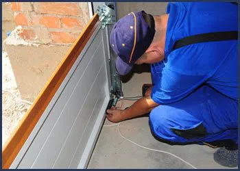 Neighborhood Garage Door Brooks, KY 502-215-0687 - cont-door-instiallation-t-22-gr-23m